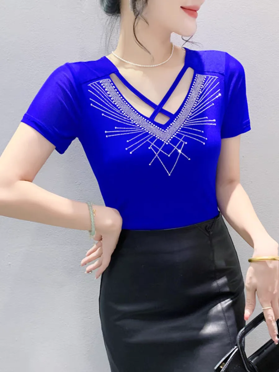 2024 Summer New Fashion Mesh T Shirt Female Short Sleeve Diamonds Cross Bandage V Neck Slim Tshirts Tops BH6167