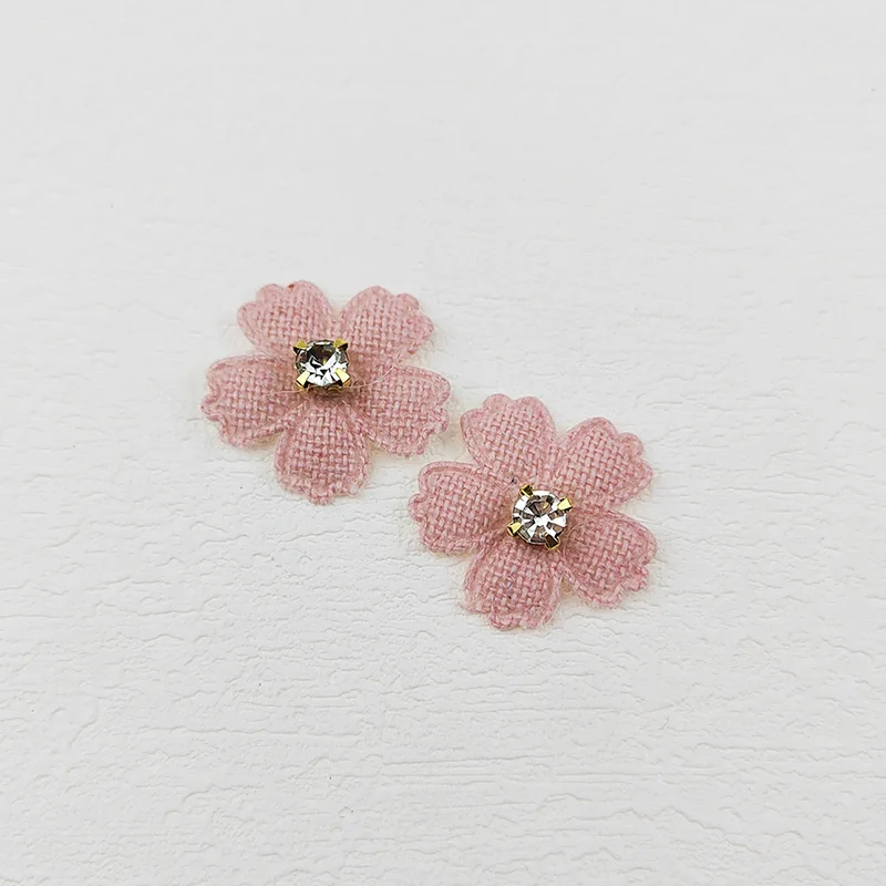 Blume mit Strass-Applikation für Kleidung, Aufnäher zum Aufnähen auf Hüte, zum Basteln von Haarspangen, als Schleifendekoration, 2,3 cm, 50 Stück. – Detail 9
