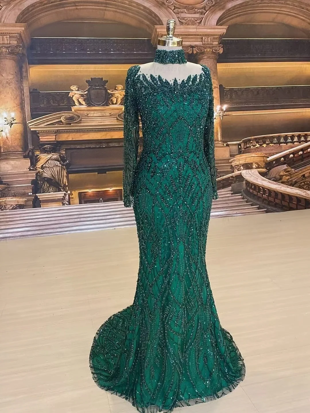 Green Middle Eastern Evening Dresses Luxury Long Sleeves Beaded Saudi Arabia Dubai Robe De Soiree Prom Dress Gown Customized