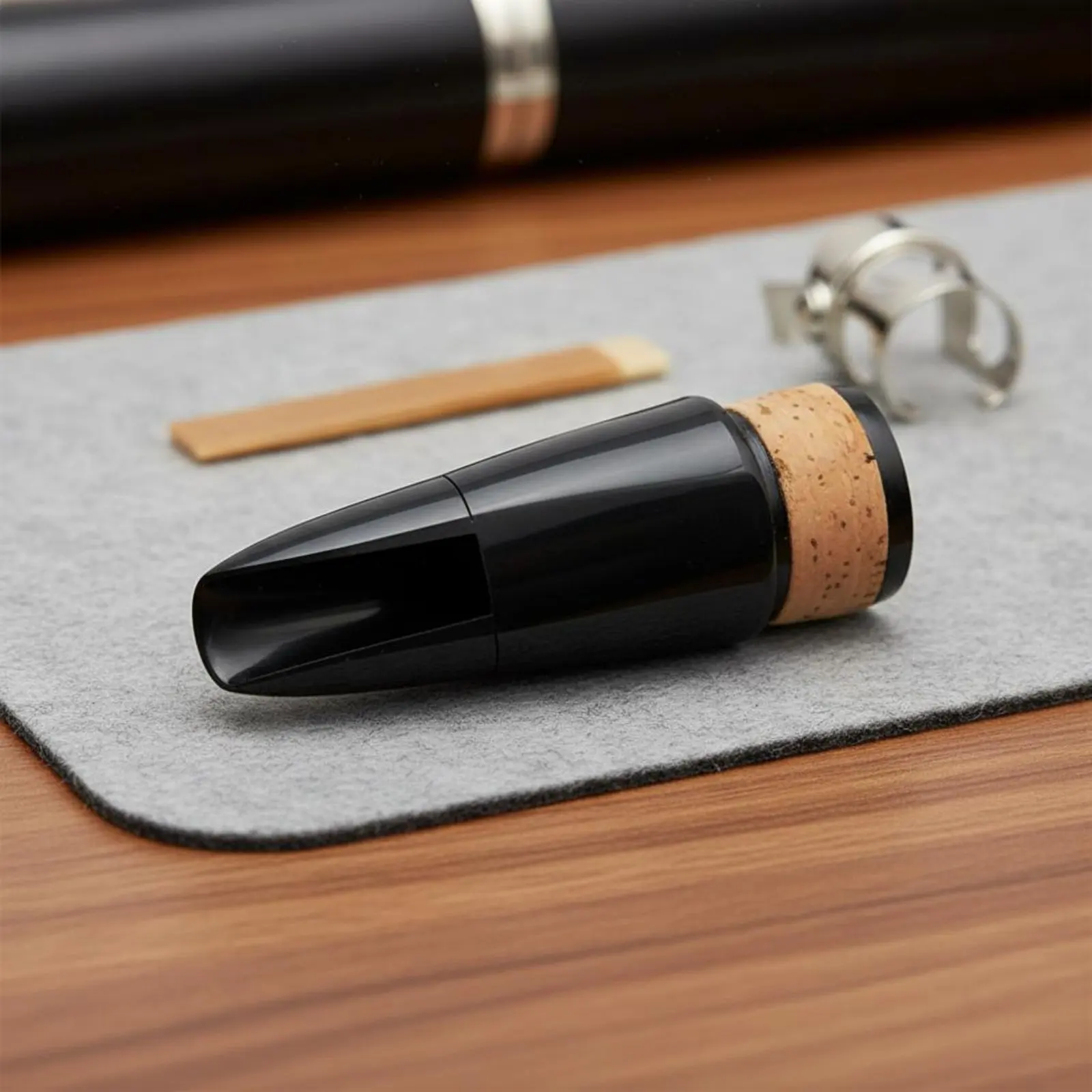 b-flat-bass-clarinet-mouthpiece-good-intonation-bass-clarinet-plastic-mouthpiece-wind-instrument-part-round-tone-cork-seal