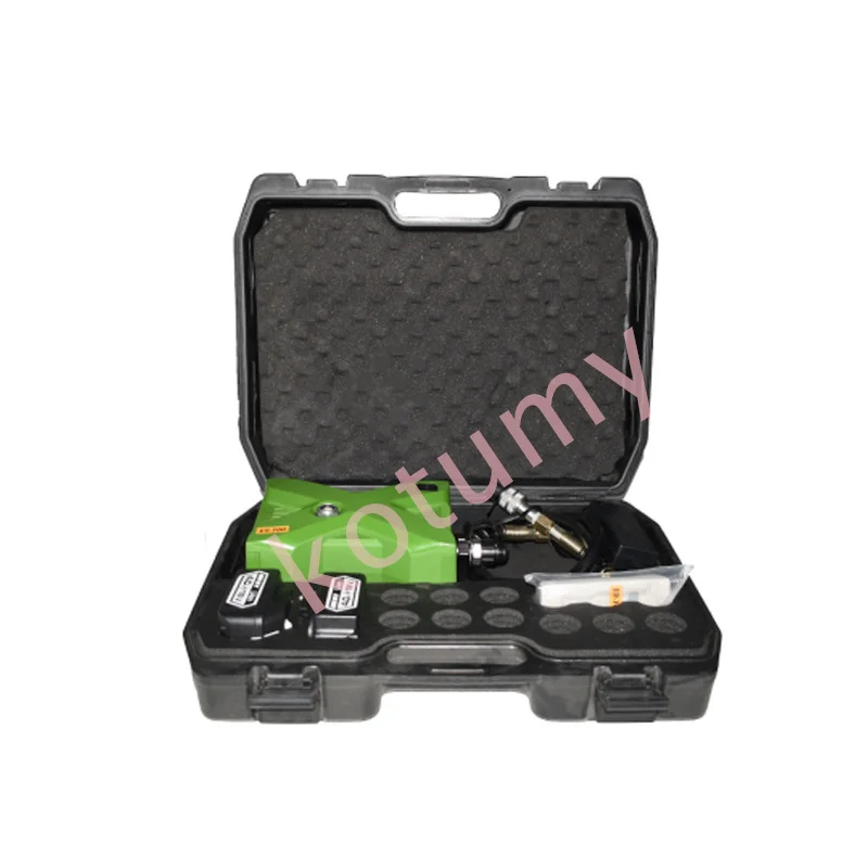 Lithium Battery Ultra Small Hydraulic Pump 70 Trillion Pa Pressure Suitable For Outdoor Working With Remote Switch Control