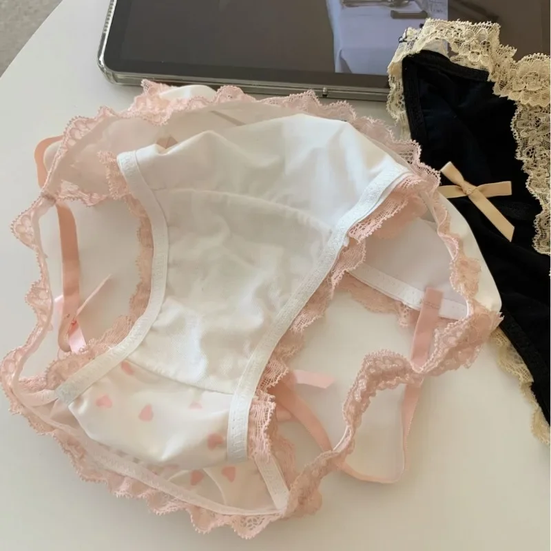 Biancheria intima sexy in raso per ragazza dolce per donna Cintura sottile a vita bassa Mutandine traspiranti in pizzo di seta ghiacciata Slip estivi senza cuciture Lingerie
