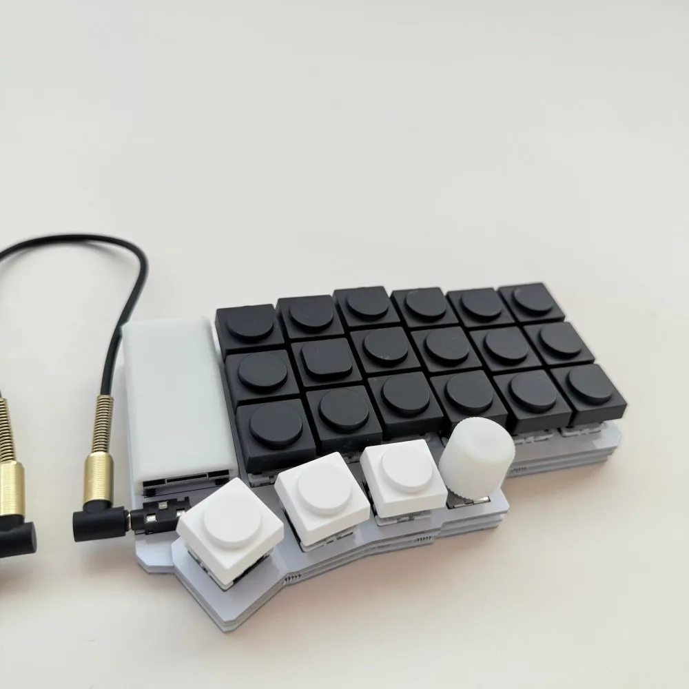 【Hot Sales】Silakka44 Split Keyboard Dual Knob Hotswap QMK/VIAL RP2040 Gaming Keyboard Kit Toy Keycap MX Switch Accessory Teclado view 5