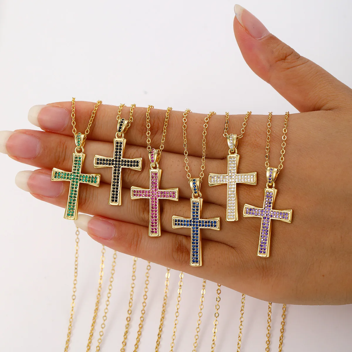 

Faionable TK Cross Pendant Nelace Copper Plated Real Gold Micro Paved Zirconia Stones Jewelry Accory