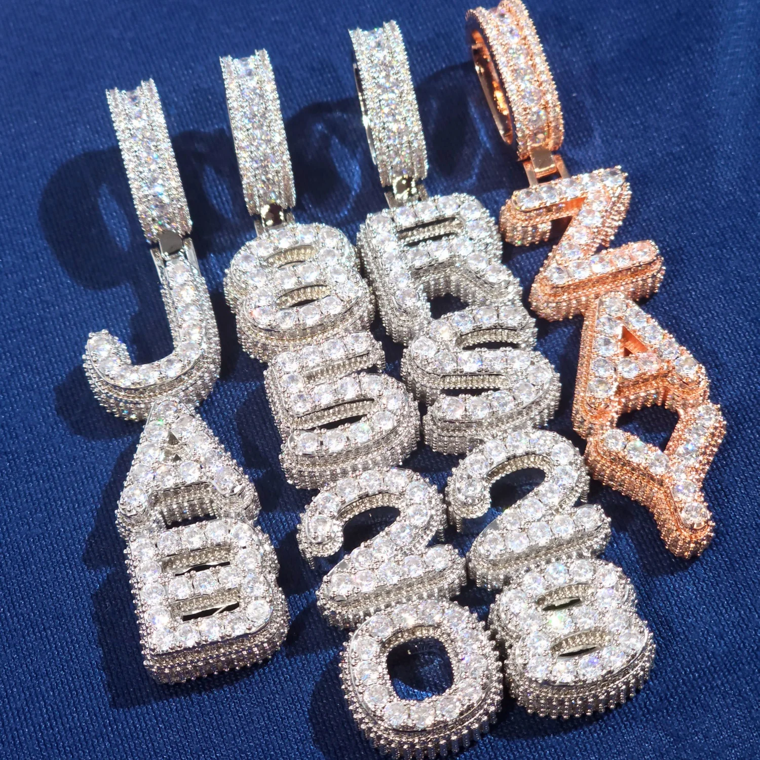 

Индивидуальное ожерелье с буквами, инкрустированное кубическим цирконием 5А+ (CZ), в стиле хип-хоп, на заказ, подарок для мужчин и женщин