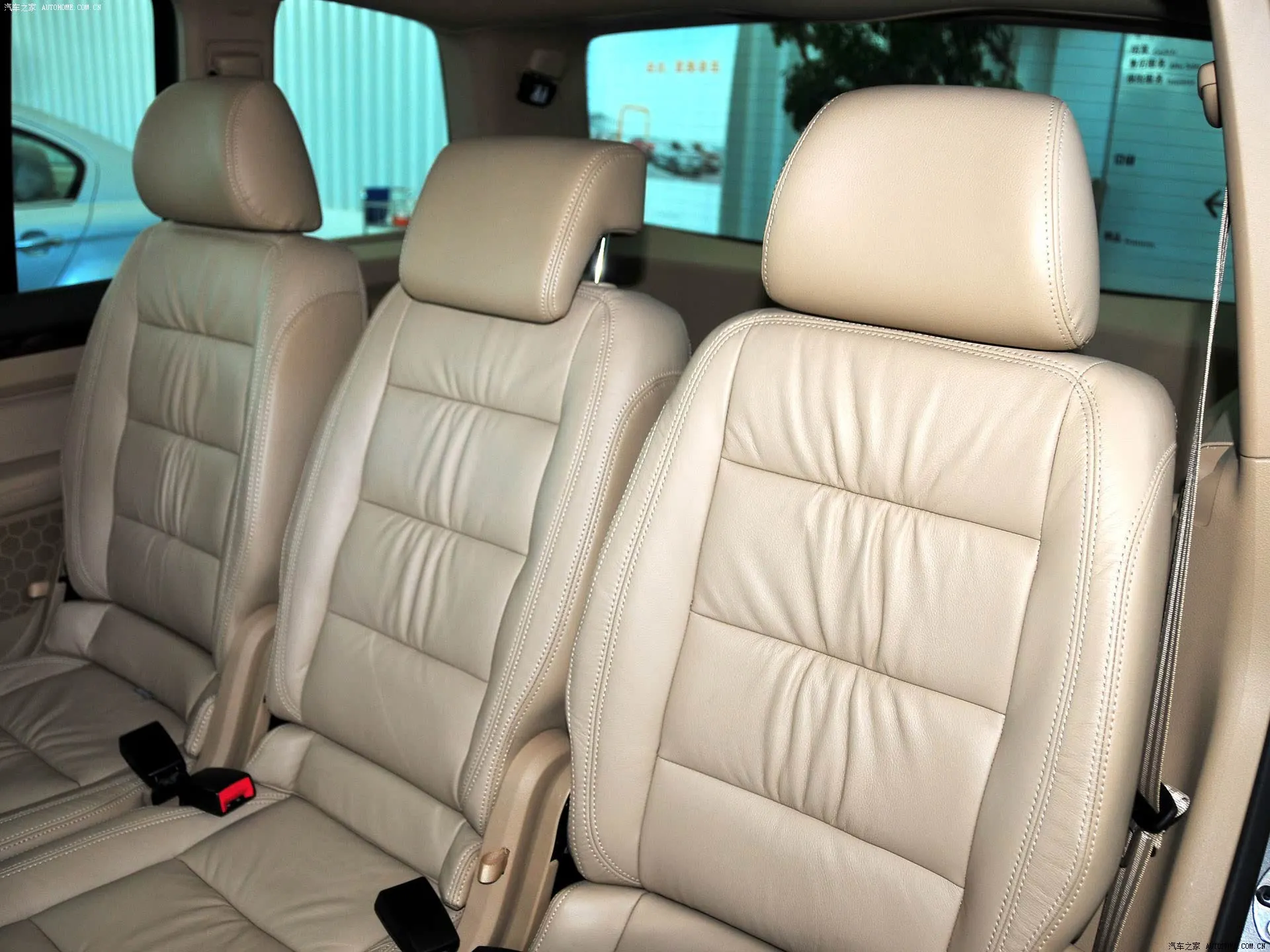 For Volkswagen Touran 2010 2011 2012 2013 2014 2015 7 Seats PU Leather Custom Car Seat Covers Interior Protector Accessories