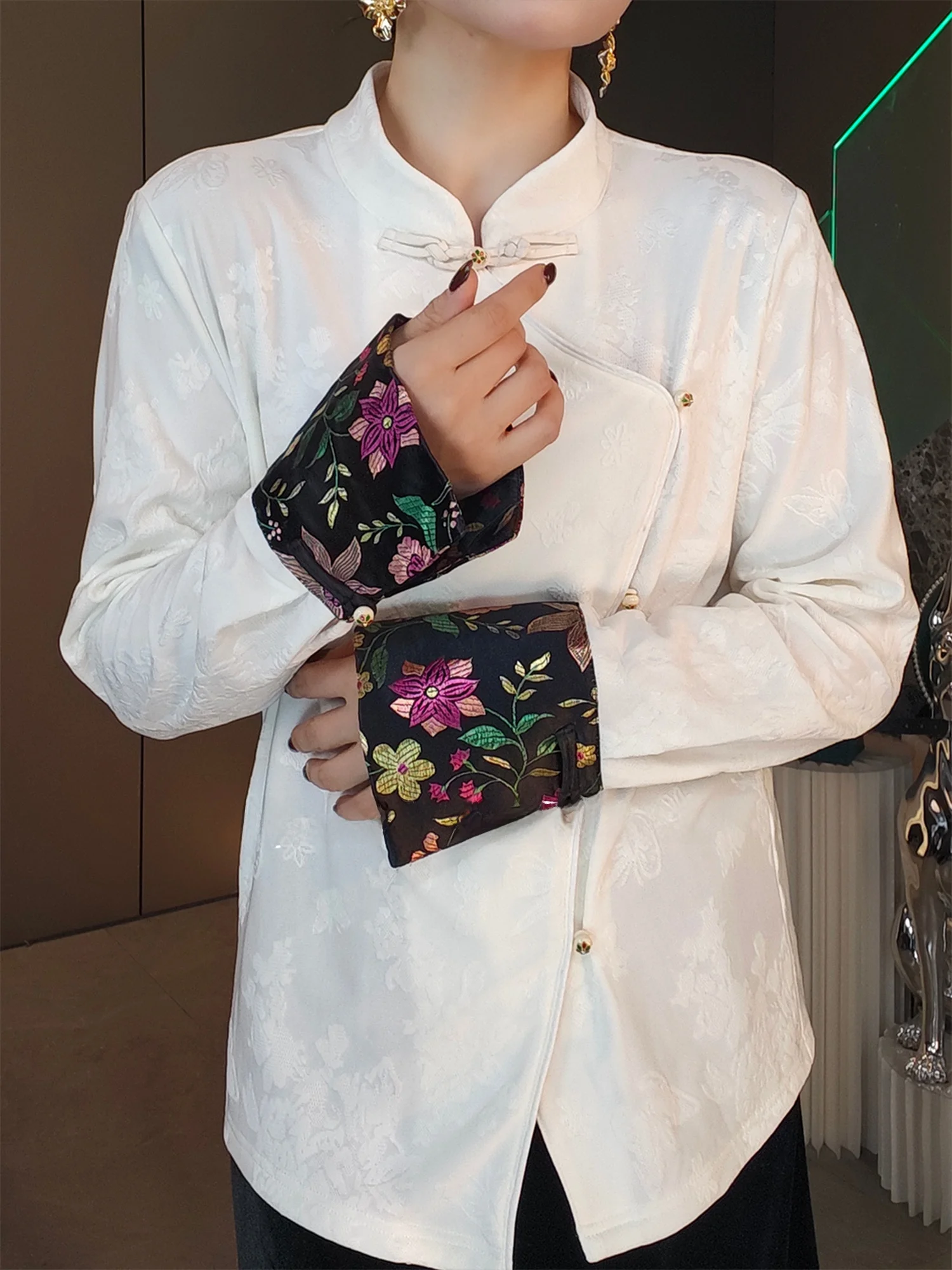 

White Long Sve Stand Collar Ladies irt New Chinese Design Faionable Base Layer Top Cotton Antifouling Wrinkle Resistant