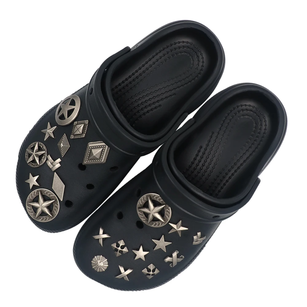 1 Set Rhombus Rotundity Square 15 Pcs Metal Shoe 크로크 Accessories Charm Punk Style Detachable Hole Sandals Shoe Decorations Gift