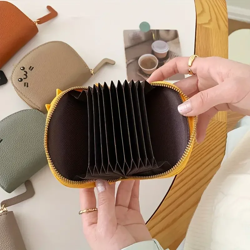 Portafoglio con design a forma di gatto dei cartoni animati Porta carte multi-slot per carte da donna Portamonete in ecopelle moda carino Porta carte d'identità creativo