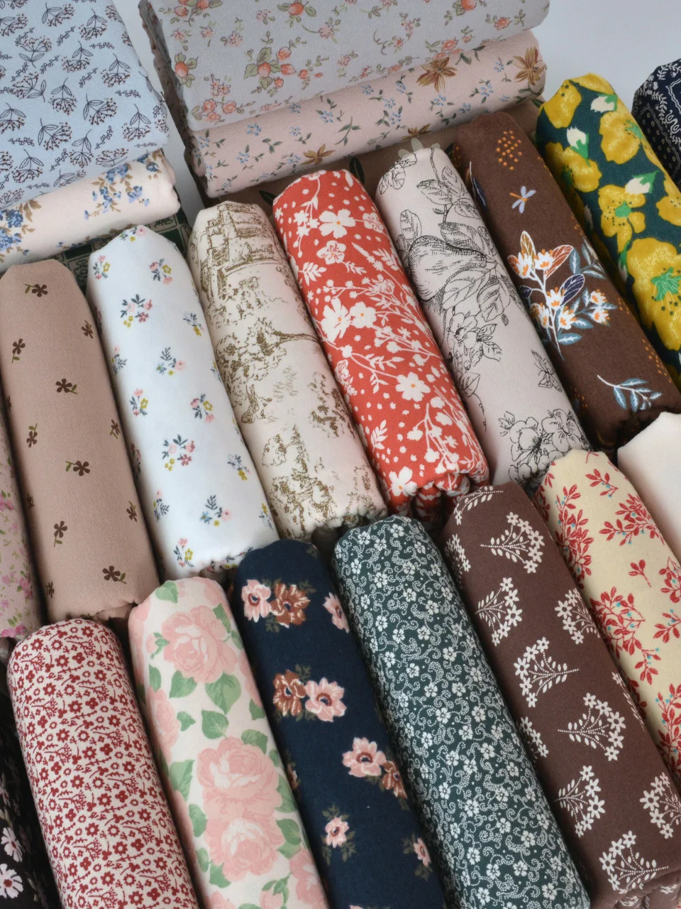 Country Floral Cotton Flocking Fabric Handmade Warm Clothing Material Rural Style Print Design Four Seasons Universal
