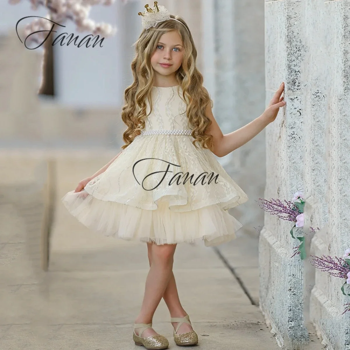 

Customized Simple Scoop Neck Mini Flower Girl Dresses Ivory White Tulle A-Line Birthday Party With Pearsl Belt For Kid robe mari