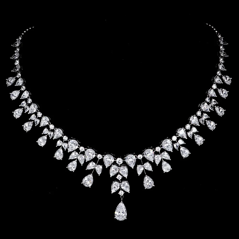 New S925 Silver Dingdong Clear Spring Water Droplet Shape 7 * 11 White 2 Carat High Carbon Diamond Necklace 36+3+3cm