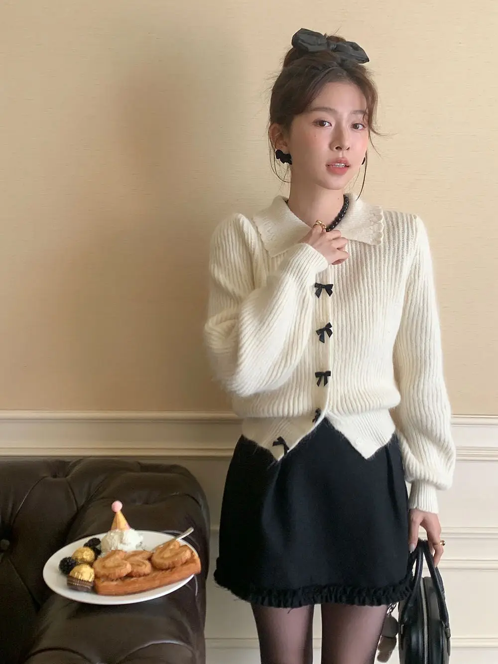 Korejpaa Sweet Bow Button Cardigans Women Korean Fashion Peter Pan Collar Gentle Sweater Coat Elegant Slimming Solid Clothes