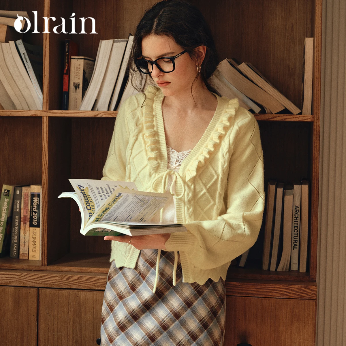 

OLrain Autumn French Cardigans Solid V-neck Lace-up Knitted Sweater 2025 New Casual Sweet Long Sleeve Tops Female O57QZ001690