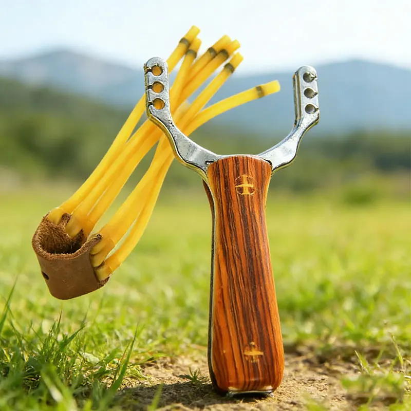 Slingshots and Rubber Bands Heavy-Duty Slingshot Powerful Aluminium Alloy Camouflage Bow Catapult Outdoor Hunting Accessories