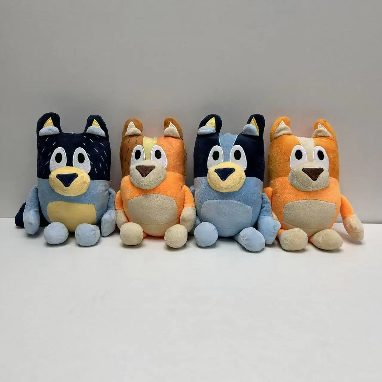 Peluche blueyed cão bingo família brinquedo de pelúcia dos desenhos animados cão macio animais de pelúcia bonecas aniversário presentes de natal família azul-y bingo.