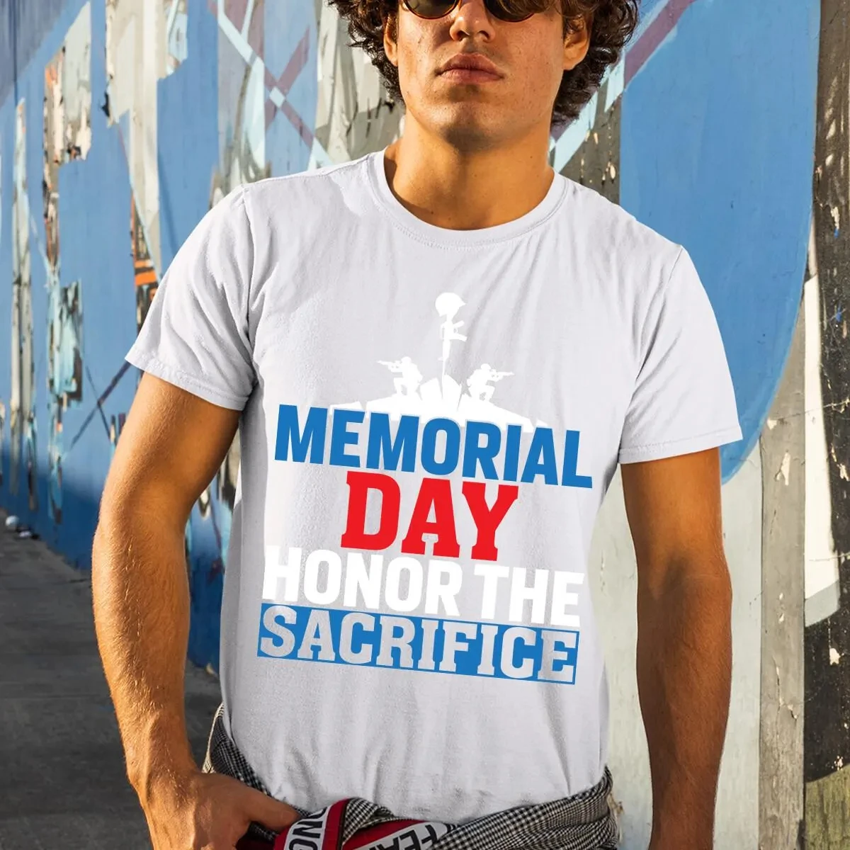 Daily Casual Wear, Family Pride, Reflecting The D-Day T-shirt - A 1944 WWII Normandy Campaign Military History T-shirt