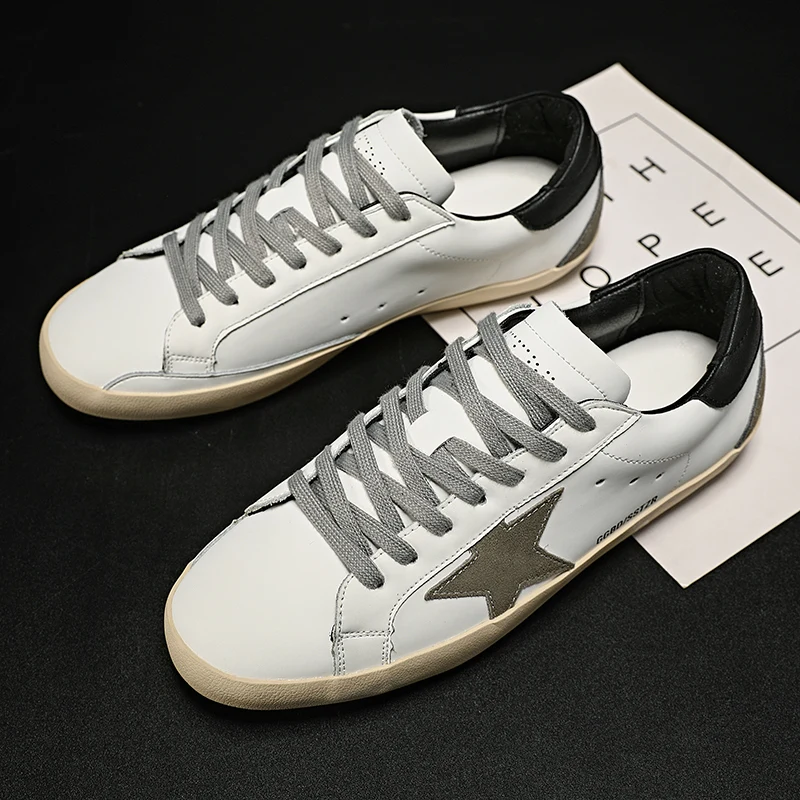 زوج جديد من الأحذية الجلدية القذرة متعددة الاستخدامات للرجال والنساء، والأحذية المسطحة غير الرسمية برباط. #4