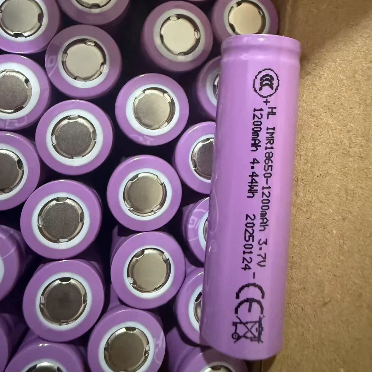 แบตเตอรี่ชาร์จได้แท้รุ่น 18650 - Vape Battery 18650 บทวิจารณ์และราคา