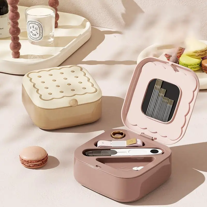 

Small Sewing Kit Multi-purpose Magnetic Portable Adults Portable Sewing Accessories Kit For Women Grandma Teen Girls Birthday