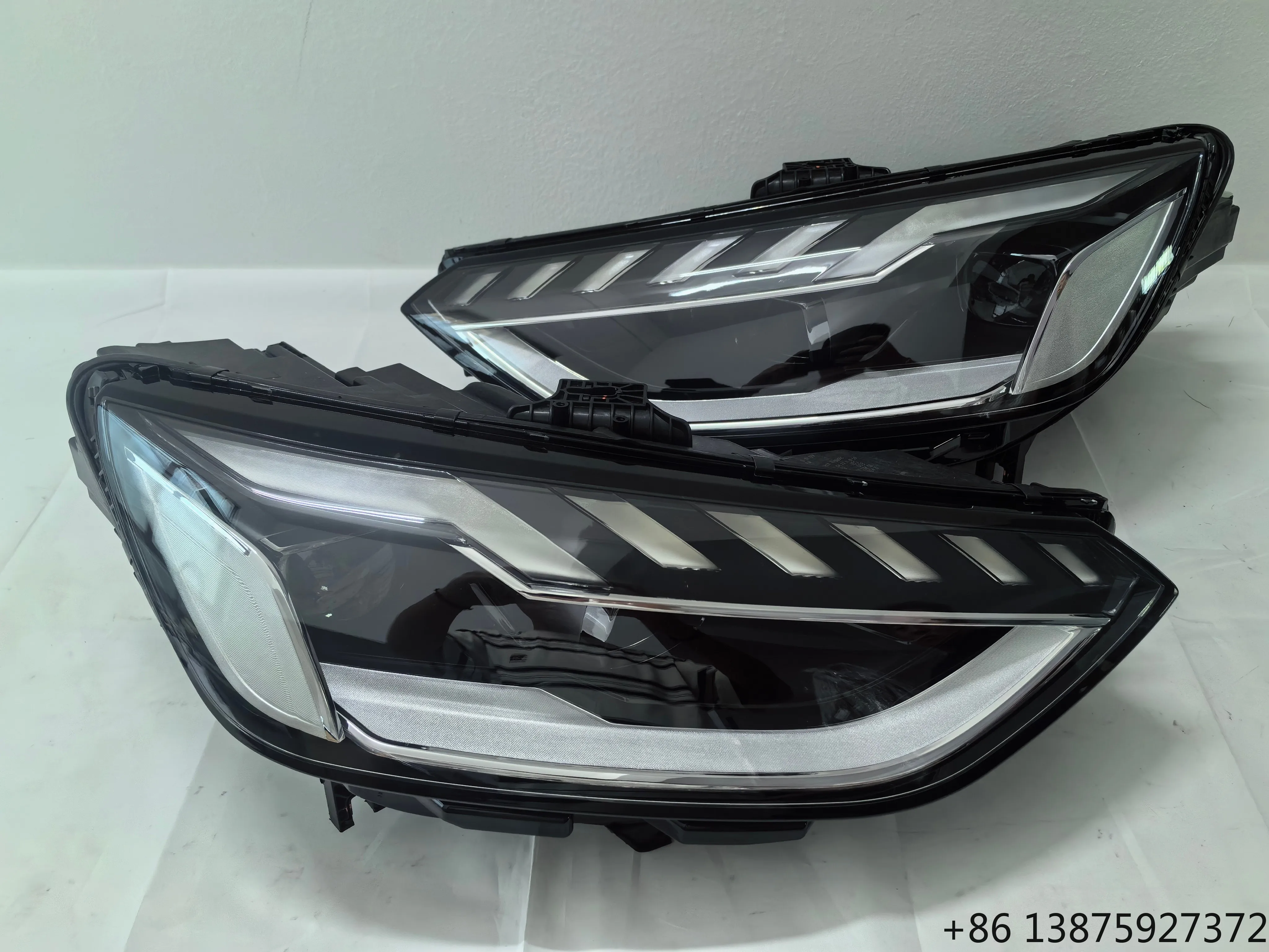 

Высококачественный оригинальный комплект кузовных деталей A4 для светодиодных фар A4 2019-2023, OE 8W0941033 8W0941034, системы автомобильного освещения