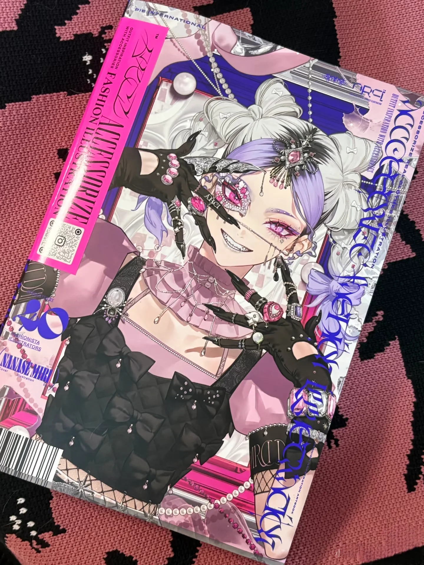 Accessorize Fashion Illustration Japanese Art Book PIE INTERNATIONAL Accessory Character Collection Anime Drawing Reference Book
