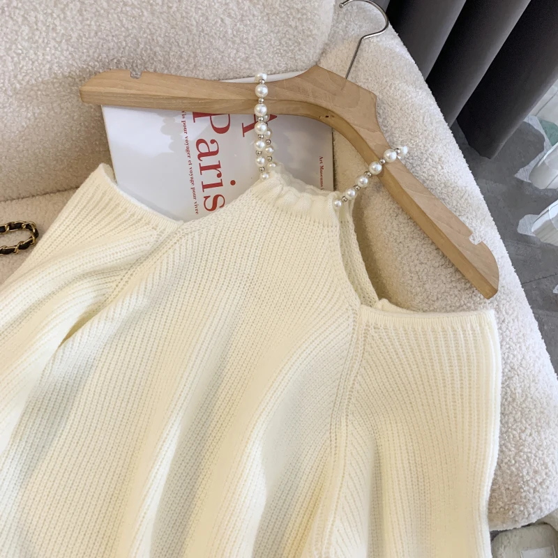 New Korean Women Off Shoulder Long Sleeved Sweater Winter Fashion Loose Fitting Women's Mid To Long Length Knitted Sweater Top