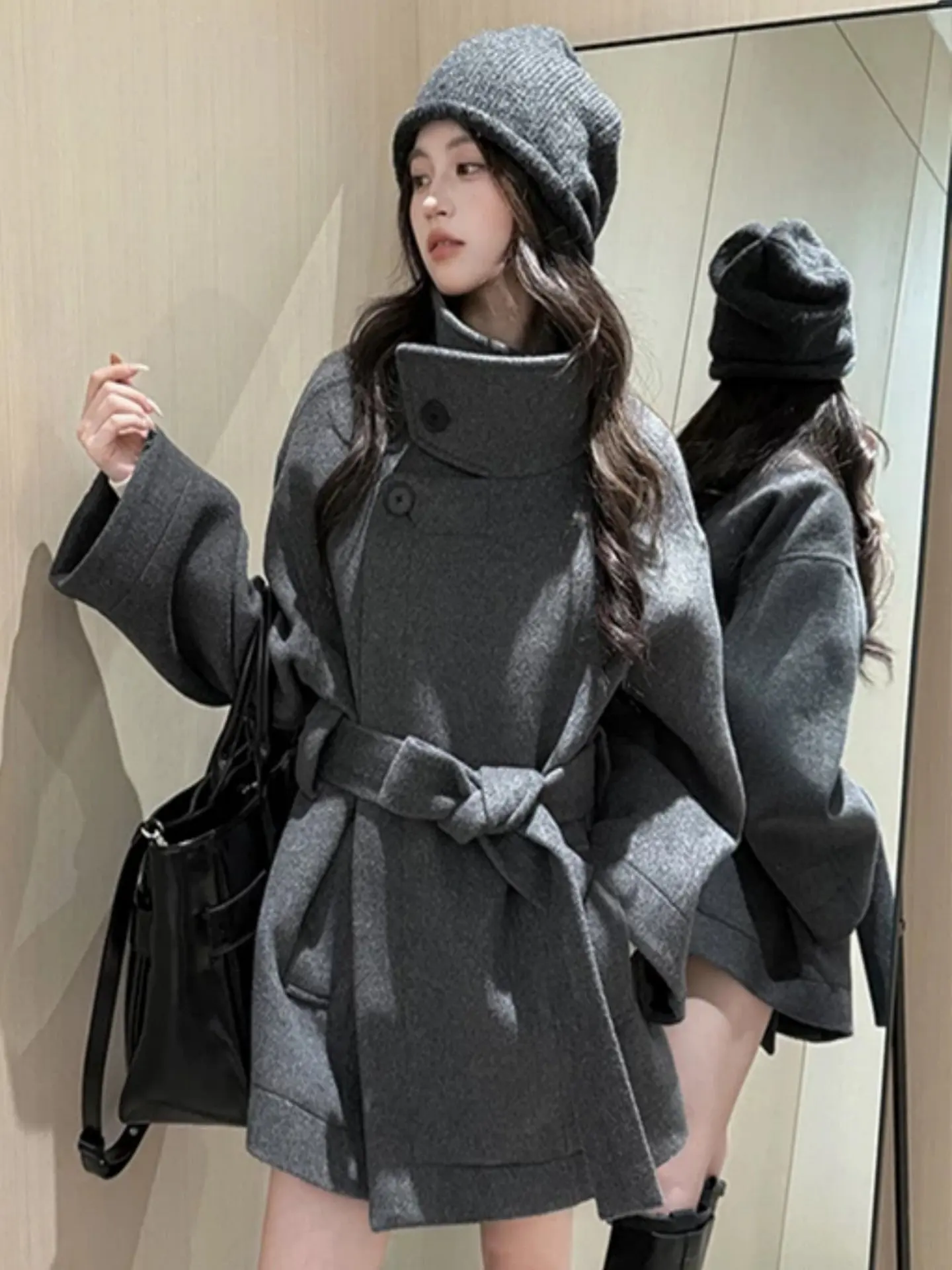Super good-looking short woolen coat for women's 2026 winter thickened small stand-up collar waist wool cashmere coat