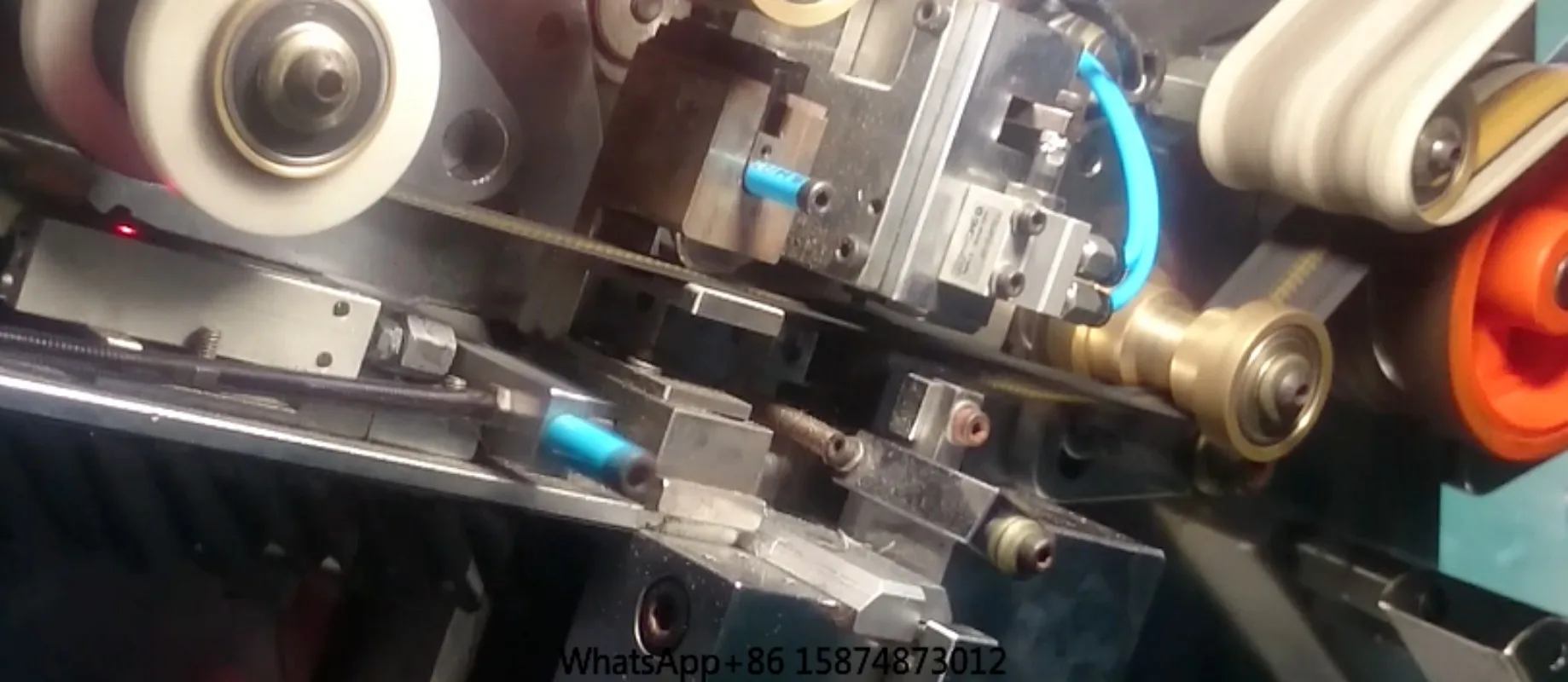 Macchina con cerniera