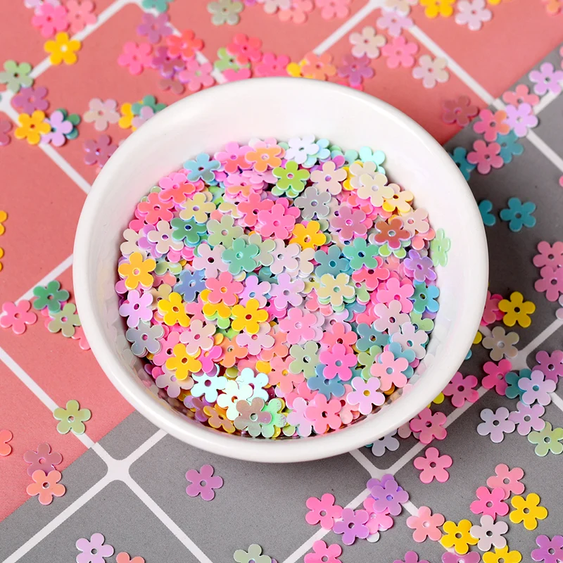 20 g/pacote cor da mistura 5mm flor pvc confetes glitter lantejoulas para artesanato decoração da arte do prego paillettes diy acessórios de costura menina