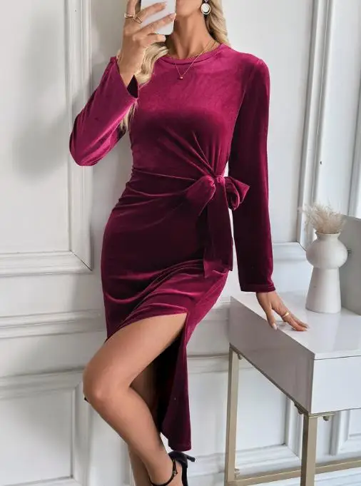 

Autumn 2025 High-End Elegant Dating Long Sleeved Tight Fitting Dress for Women's Temperament, Velvet Texture Wrapped Hip Dress