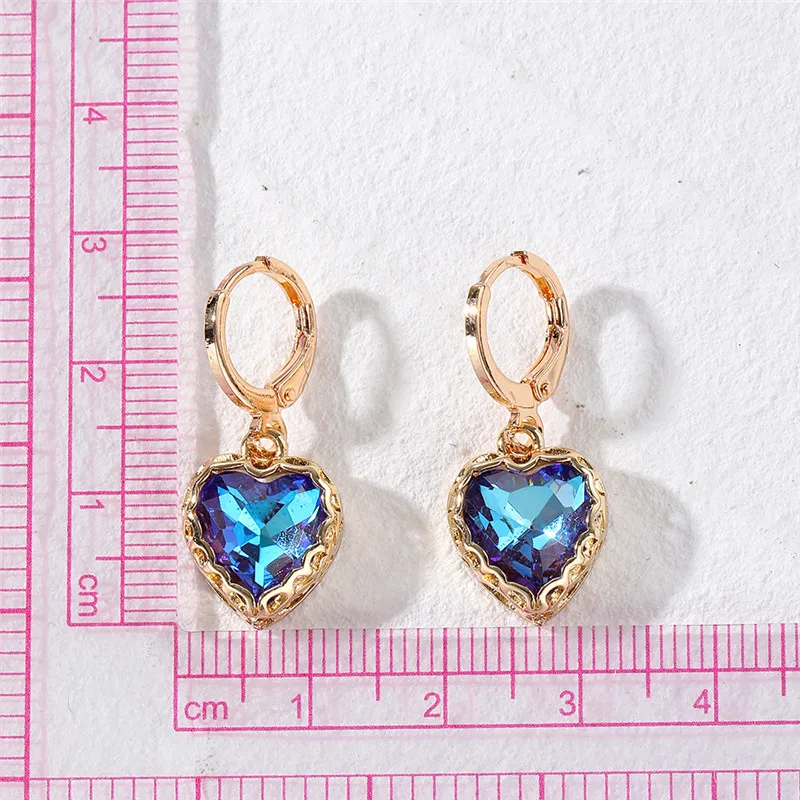 1Pair Shiny Simple Colorful Zircon Peach Heart Earrings For Women Vintage Geometric Love Pendant Hoop Earrings Wedding Jewelry