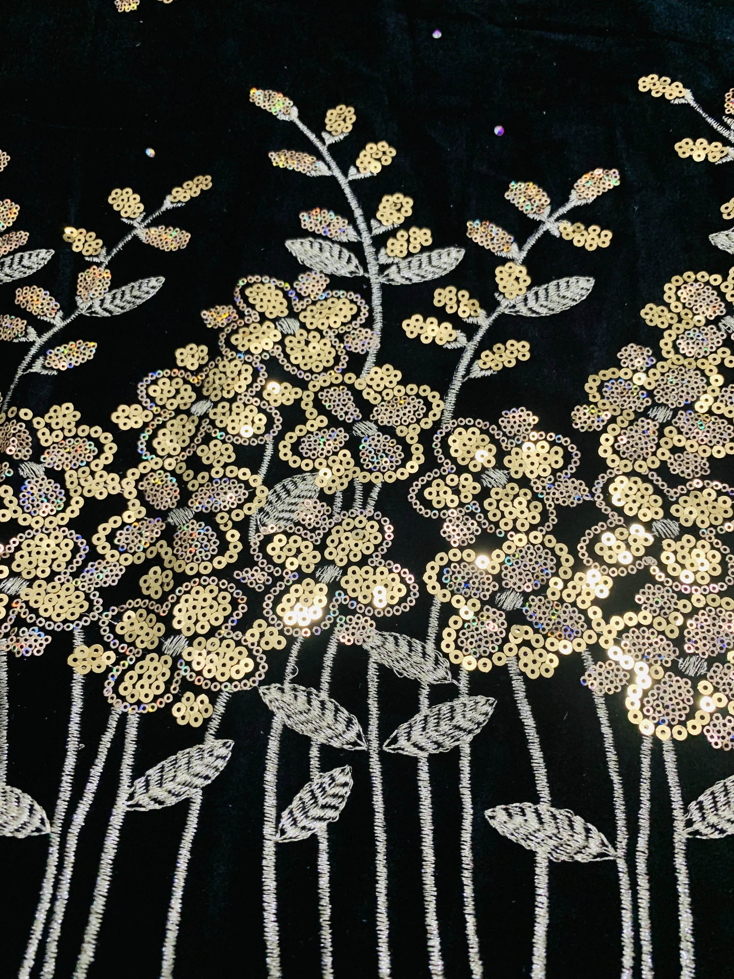 African French Velvet Lace Fabric 2023 Lace Yummy Black And Gold Nigerian Velvet Lace Fabric With Sequins Embroidered for dress