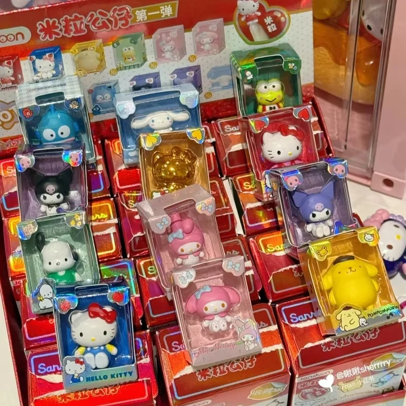 

Семейные мини-фигурки Hello Kitty, слепая коробка, мини-кукла Kt Cat Melody Kuromi, украшение для офиса, рабочего стола, игрушка в подарок