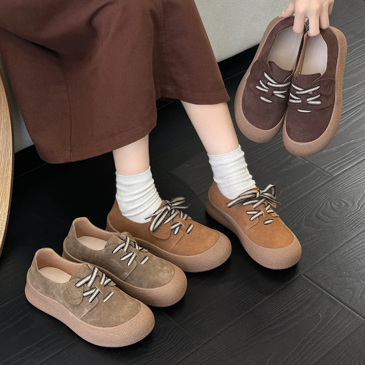 

Однотонная повседневная обувь из коровьей замши для женщин, весенне-осенняя дизайнерская обувь, женская модная обувь высокого качества на шнуровке, женская обувь