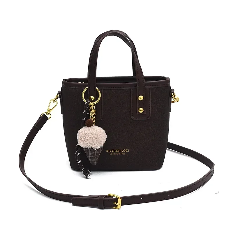 

2025 Ретро Высококачественная легкая роскошная сумка-мешок для женщин - ниша, универсальная модная сумка-мессенджер, бесплатная доставка