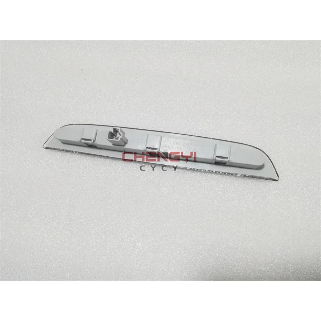 ارتفاع شنت ضوء الفرامل الخلفية الباب الخلفي Led مؤشر الفرامل صالح لأوتلاندر GF7W GF8W 8334A113