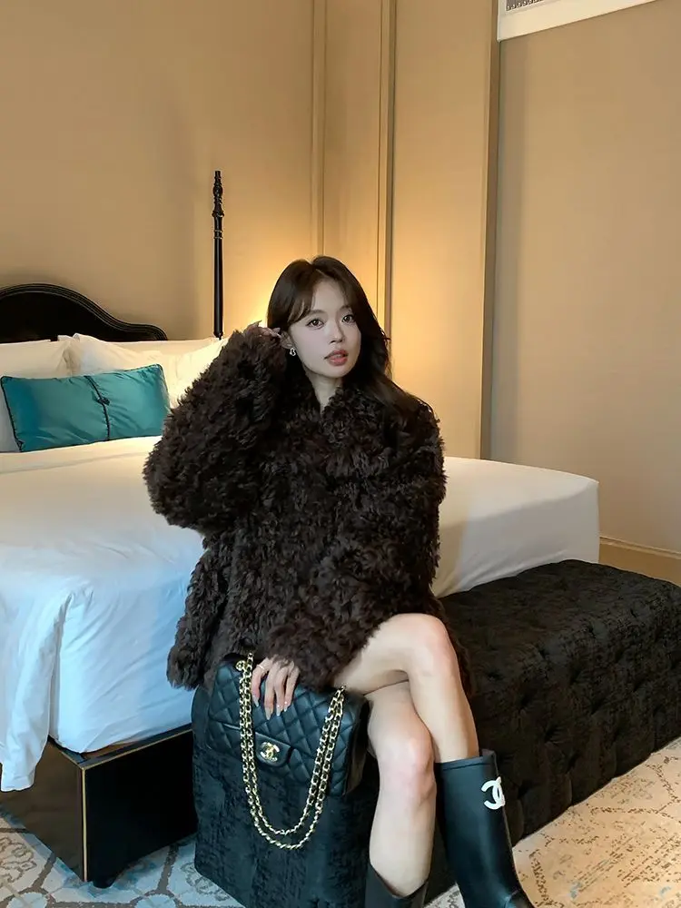 معاطف فرو المنك الصناعي للسيدات ربيعية رفيعة وعادية يومية بسيطة موضة نظيفة طبيعية كاجوال أساسية ناعمة خفيفة أنثوية للسيدات الشابات