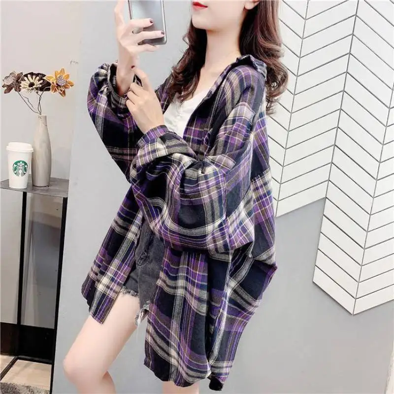 Plaid Shirts Women Long Sleeve Cardigan Vintage Top Black Checked Shirt  Button Up Oversize Korean Fashion Female Coat Jackets