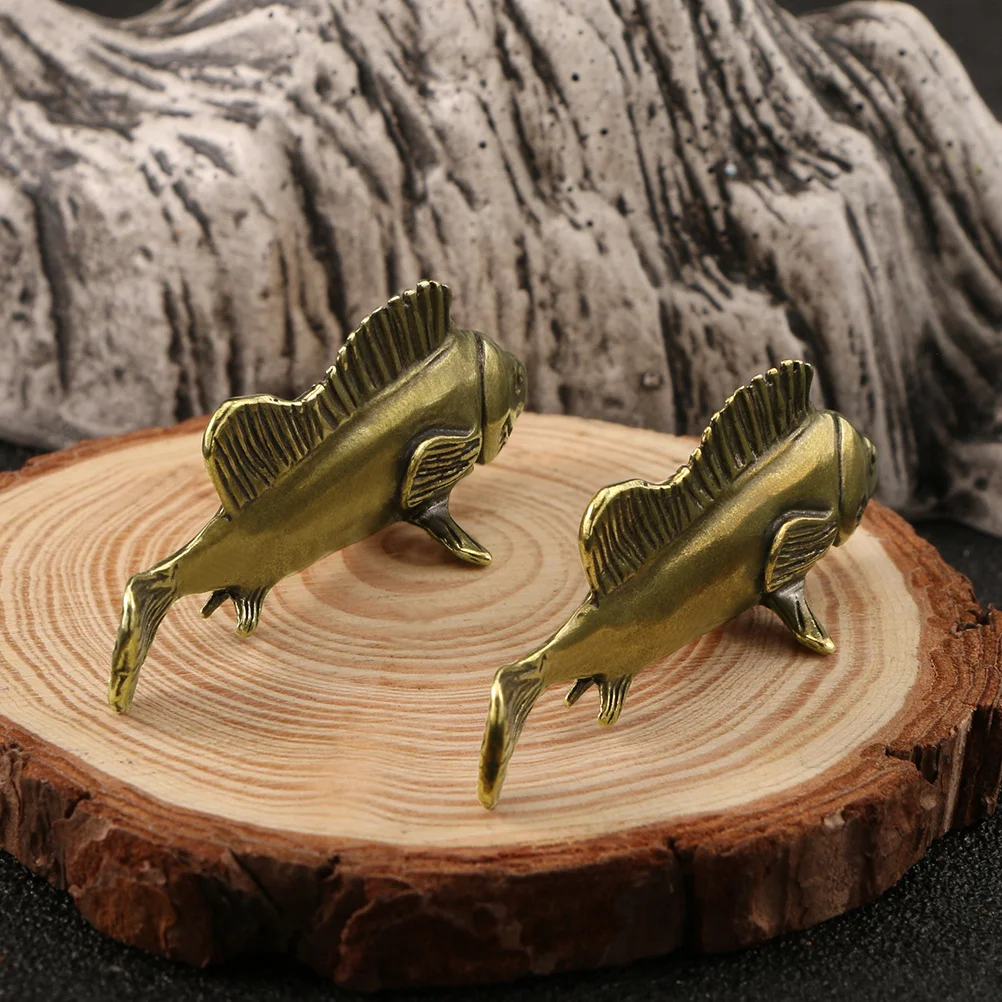 

Small Copper Fish Statue Handcrafted Metal Fish Figure for Living Room Shelf Mantel Decor Retro Home Office Decoration Piece