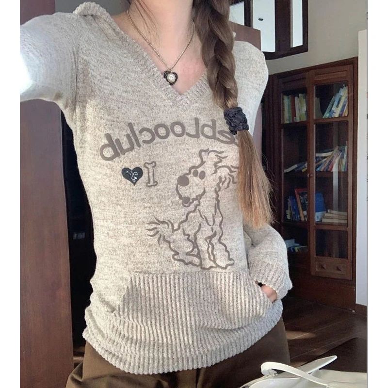 

Хаки футболка с капюшоном и принтом щенка для женщин, осенняя американская сексуальная тонкая трикотажная основа, уличная одежда, пуловер, женская одежда, топ Y2k