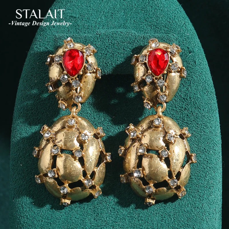 

Vintage Red Glass Drop Earring Antique Snake Patterned Gold Color Luxury Jewelry Brand Woman Charm Accessories New Trends 2025