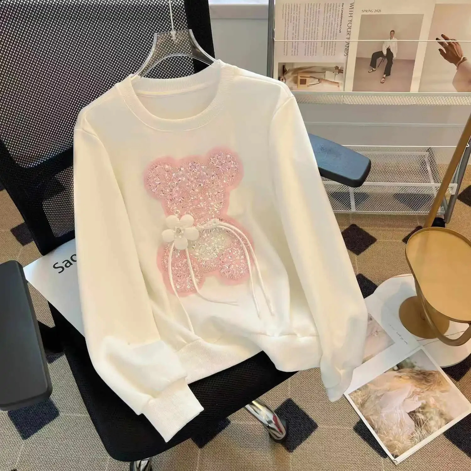 

Hoodies Women Korean Fashion Long Sleeve Sweatshirt Bear Sequins Designer Clothes Women Luxury Autumn Winter Sweet Shirts 2024