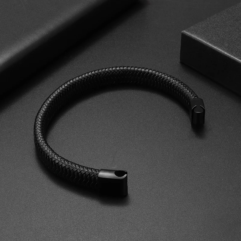 Pulsera de cuero trenzada para hombre y mujer, brazalete de cuero negro de alta calidad con cierre magnético de Metal, abalorio Unisex, regalo de