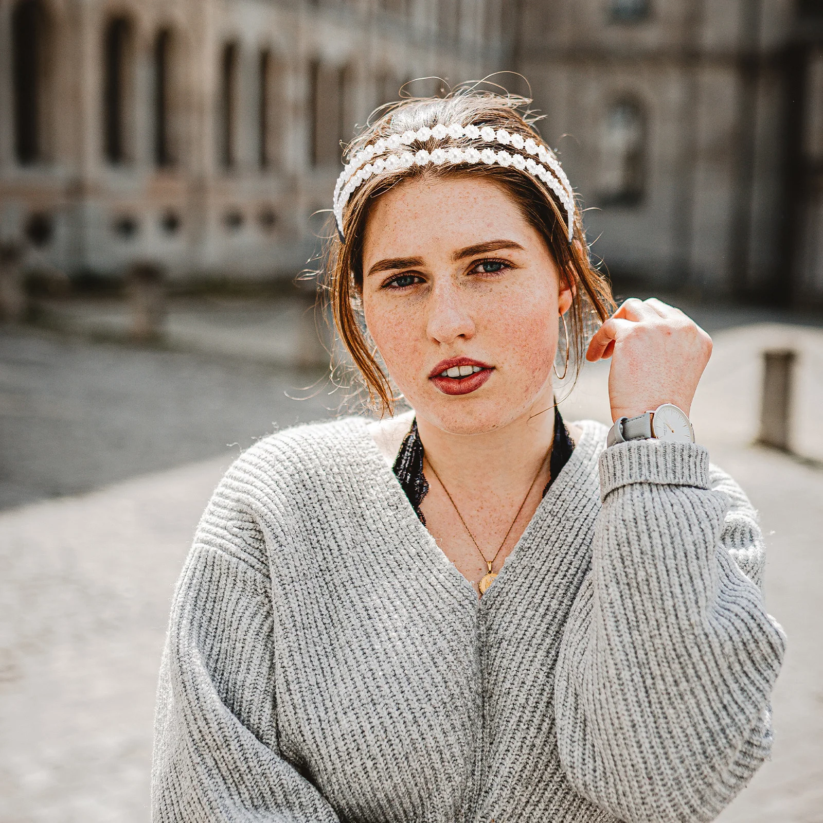 

Double Row Pearl Flower Hair Band Bridal Headwear Elastic Women Hoop for Wedding Party Bridesmaid Accessory Women Hair Hoop