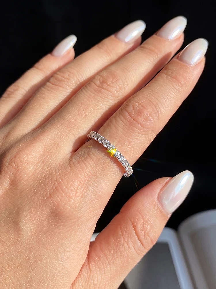 GRA Echte Runde Moissanit-Diamant Glänzende Modische Ringe für Frauen Verlobung Jubiläum 925 Sterling Silber Feiner Schmuck – Detail 2