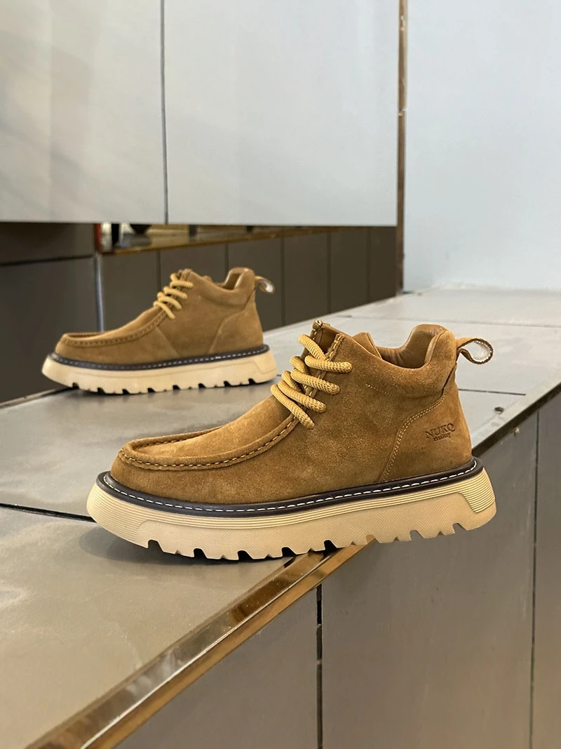 

Men's High-Top Winter Boots Casual Anti-Slip Fleece Lined Thick Bottom Snow Boots Comfortable Warm Leisure Shoes for Men