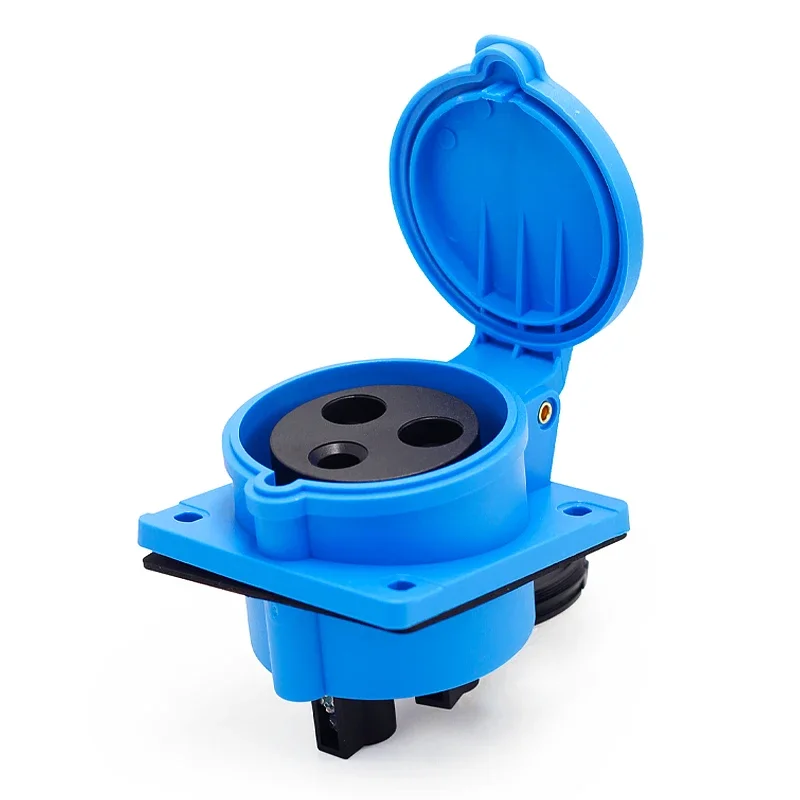 

GOOD Quality 3 core IP44 Waterproof Dustproof 32A 220V Blue Power Industrial Receptacles