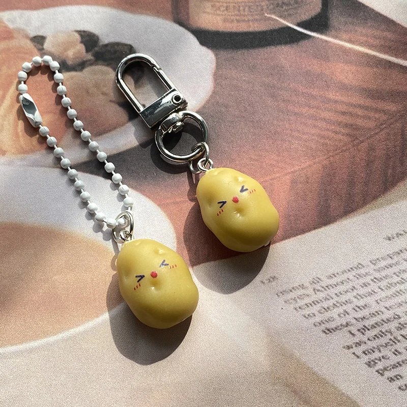 Creative Cute 3D Happy Potato Keychains Key Ring Women Men Resin Funny Lovely Mini Vegetable Pendant Bag Box Car Holder Jewelry