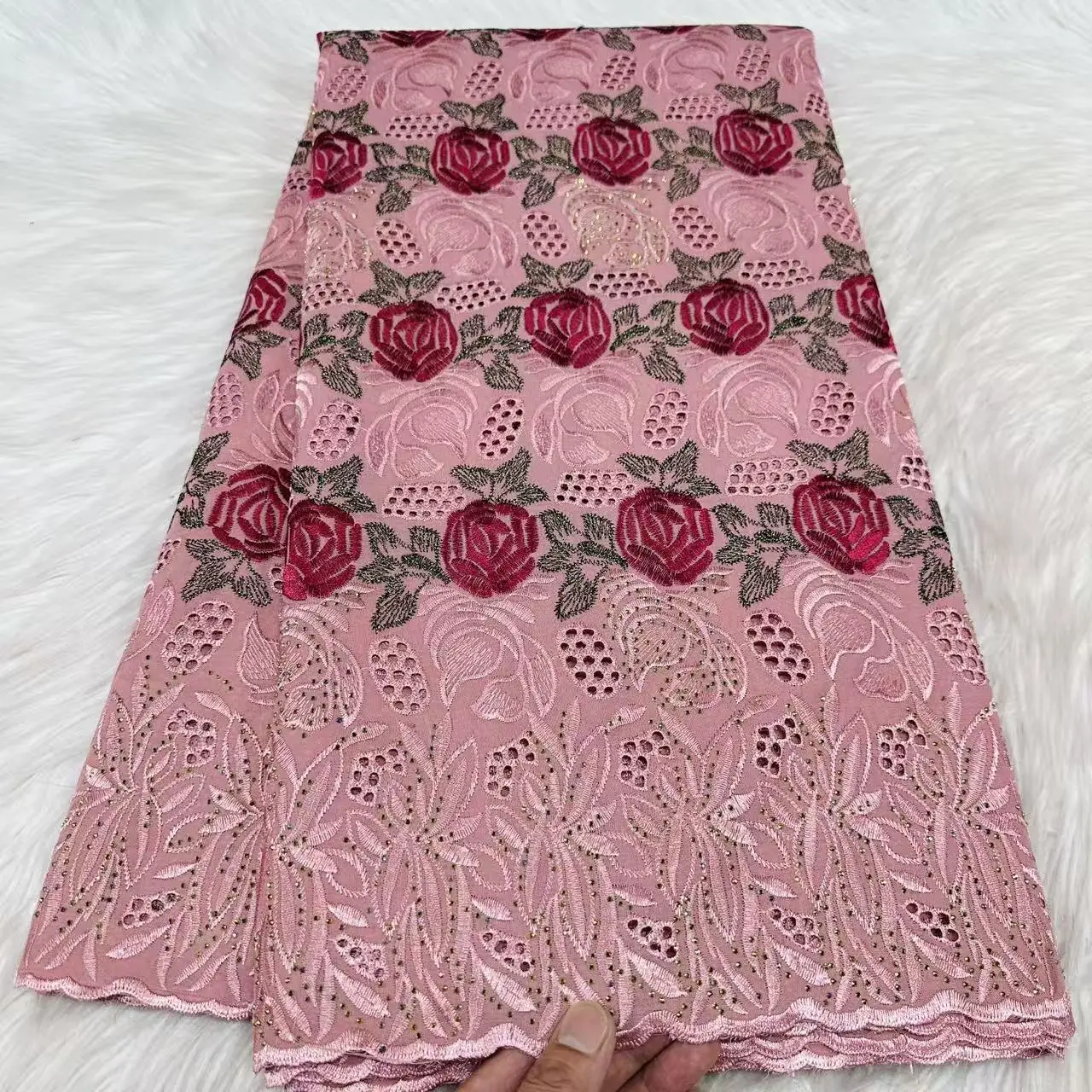 Swiss Voile Cotton Lace Fabric with Tradition Dubai Style Embroidery for African Nigerian Garment Sewing Hot Sale